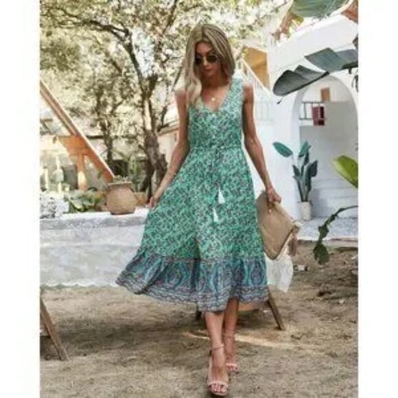 Floral Printed Midi Button Down Dress Size Small - Picture 3 of 3